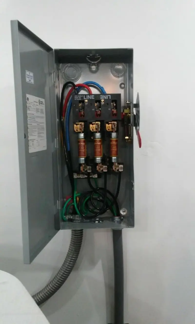 Three-phase disconnect switch installed for Electrical Wiring & Rewiring in Kettering